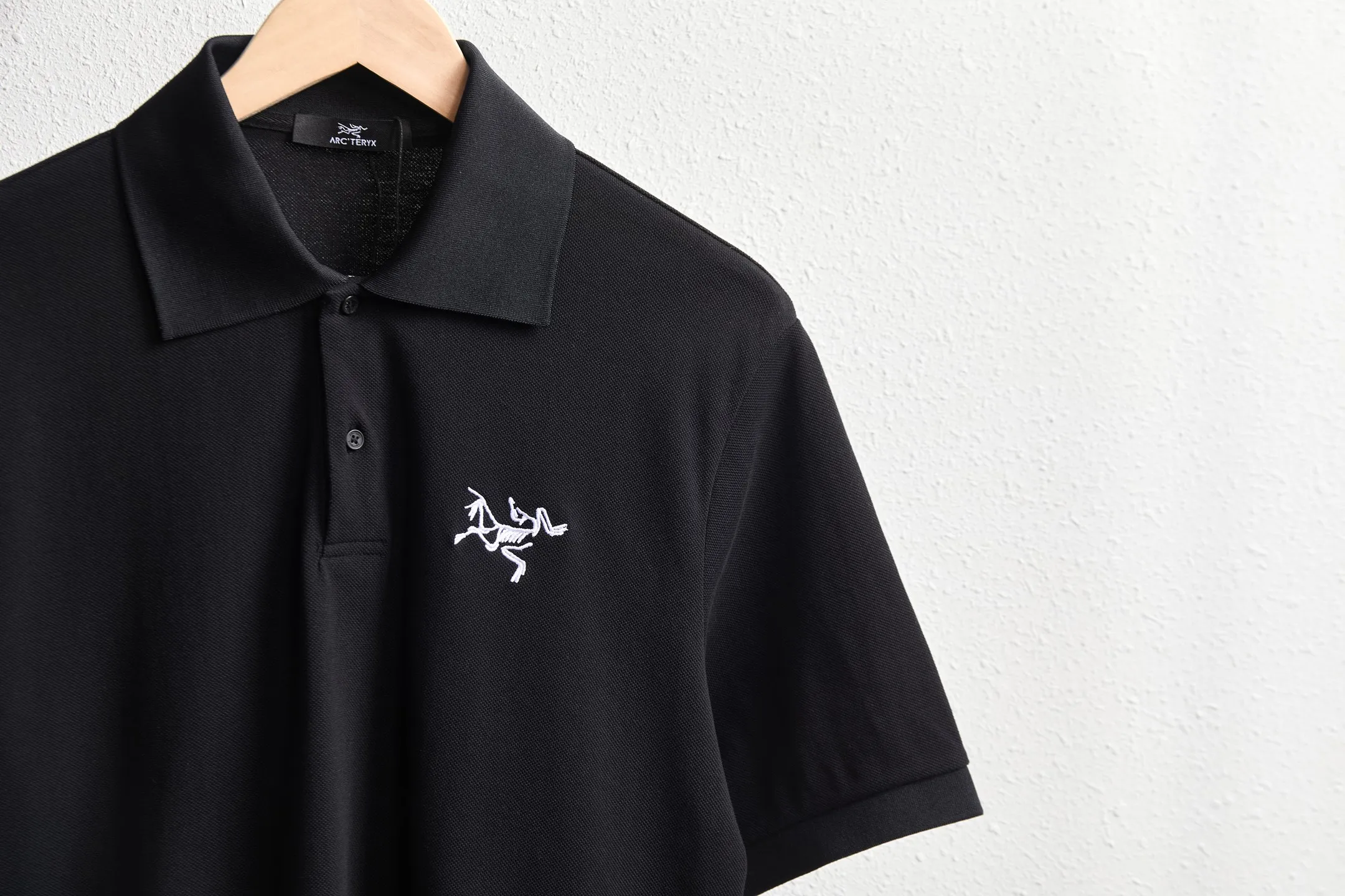 TM polo ： 32 ： Hot Sale os ：White Black Size：S M L XL